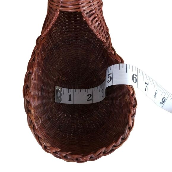 DUCK Chick Shaped Decorative Wicker Basket - Picture 6 of 7